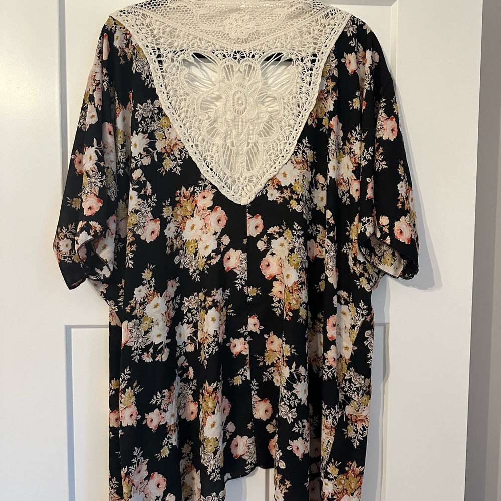 Plus Size Rue+ Floral Tunic/Shell